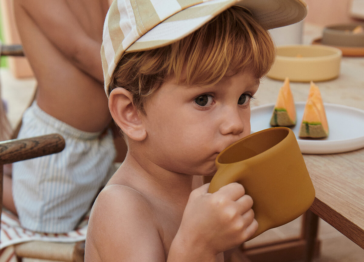 Čas je za čajanko s prikupnimi skodelicami