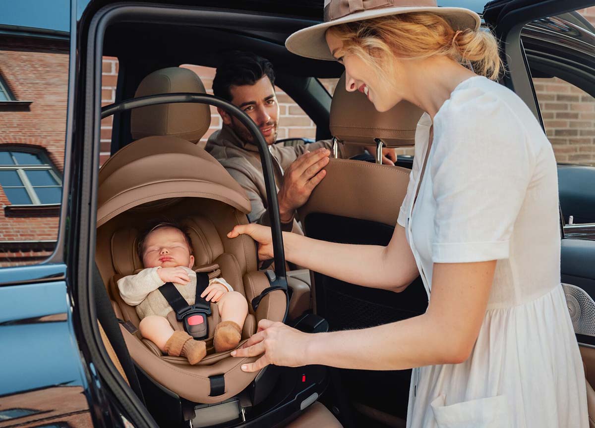 Savršena kombinacija: 1 Isofix baza, 2 autosjedalice, 4 godine sigurnosti