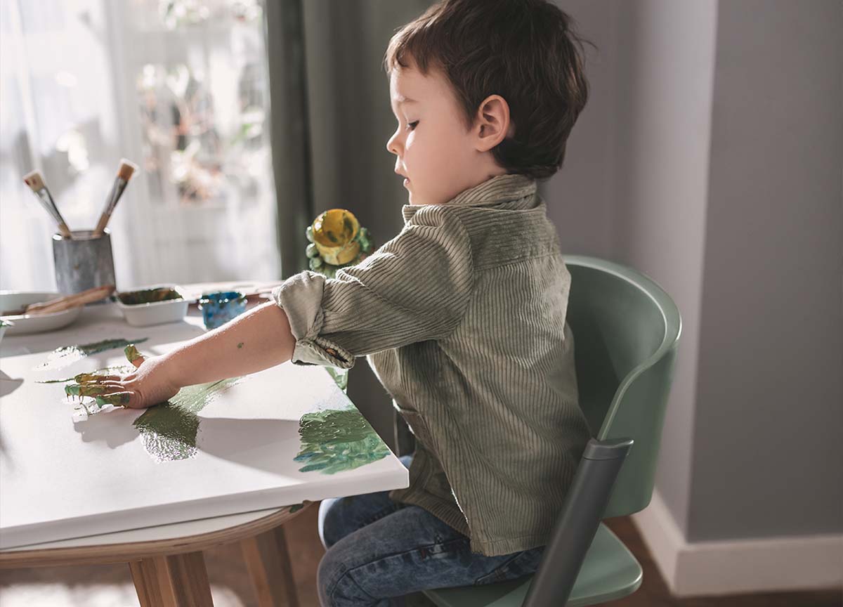 Večnamenski otroški stol za hranjenje