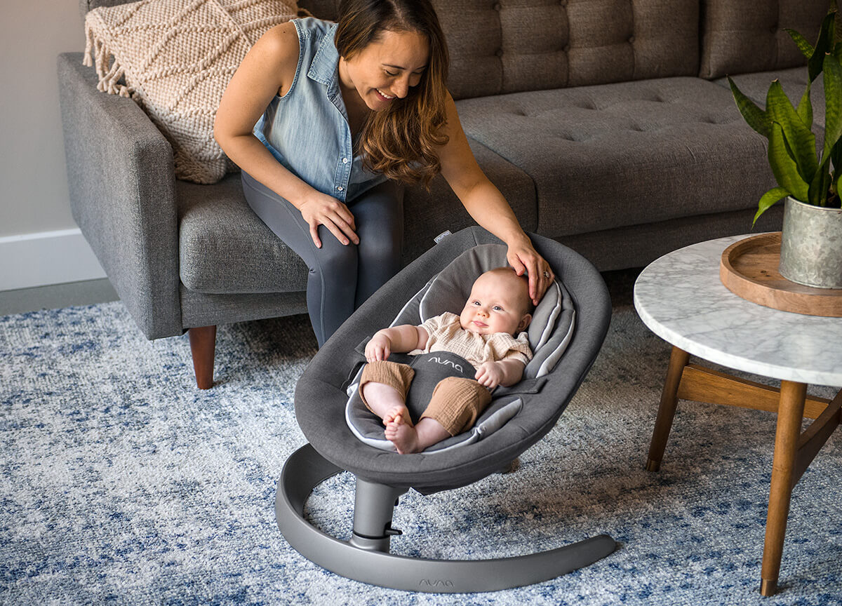 Izjemna funkcionalnost in dovršen dizanj inovativnega otroškega gugalnika