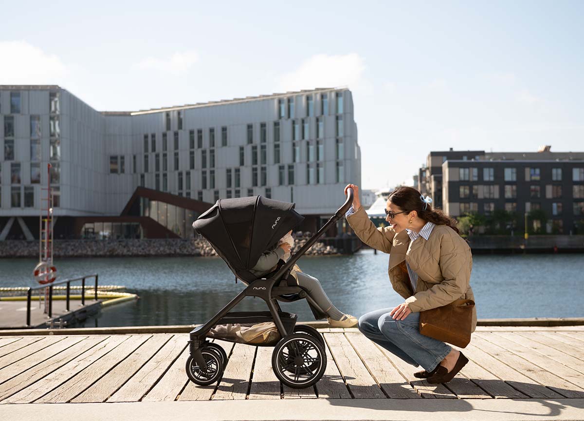 TRIV™ LX su svestrana i praktična kolica za svakodnevne šetnje